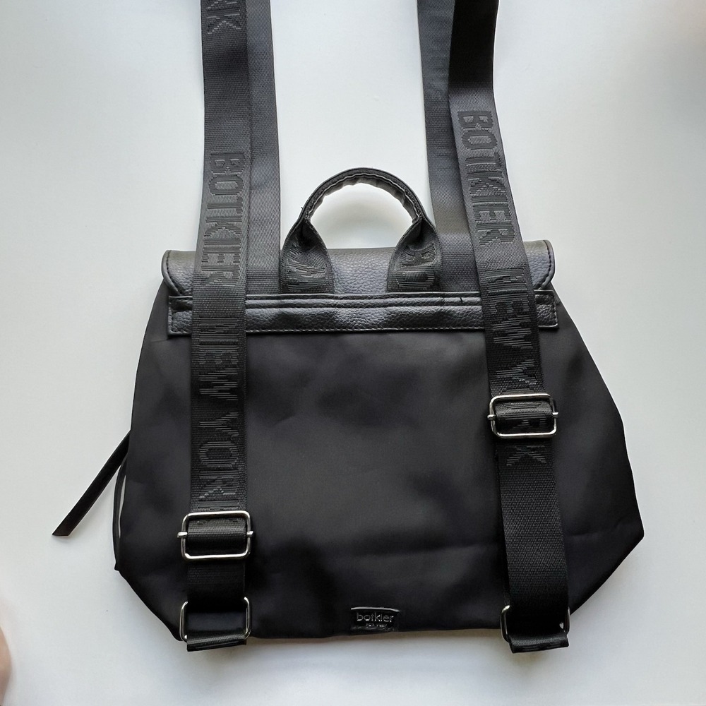 Botkier New York Trigger Black Backpack Women Adjustable Straps Bag - Picture 4 of 8